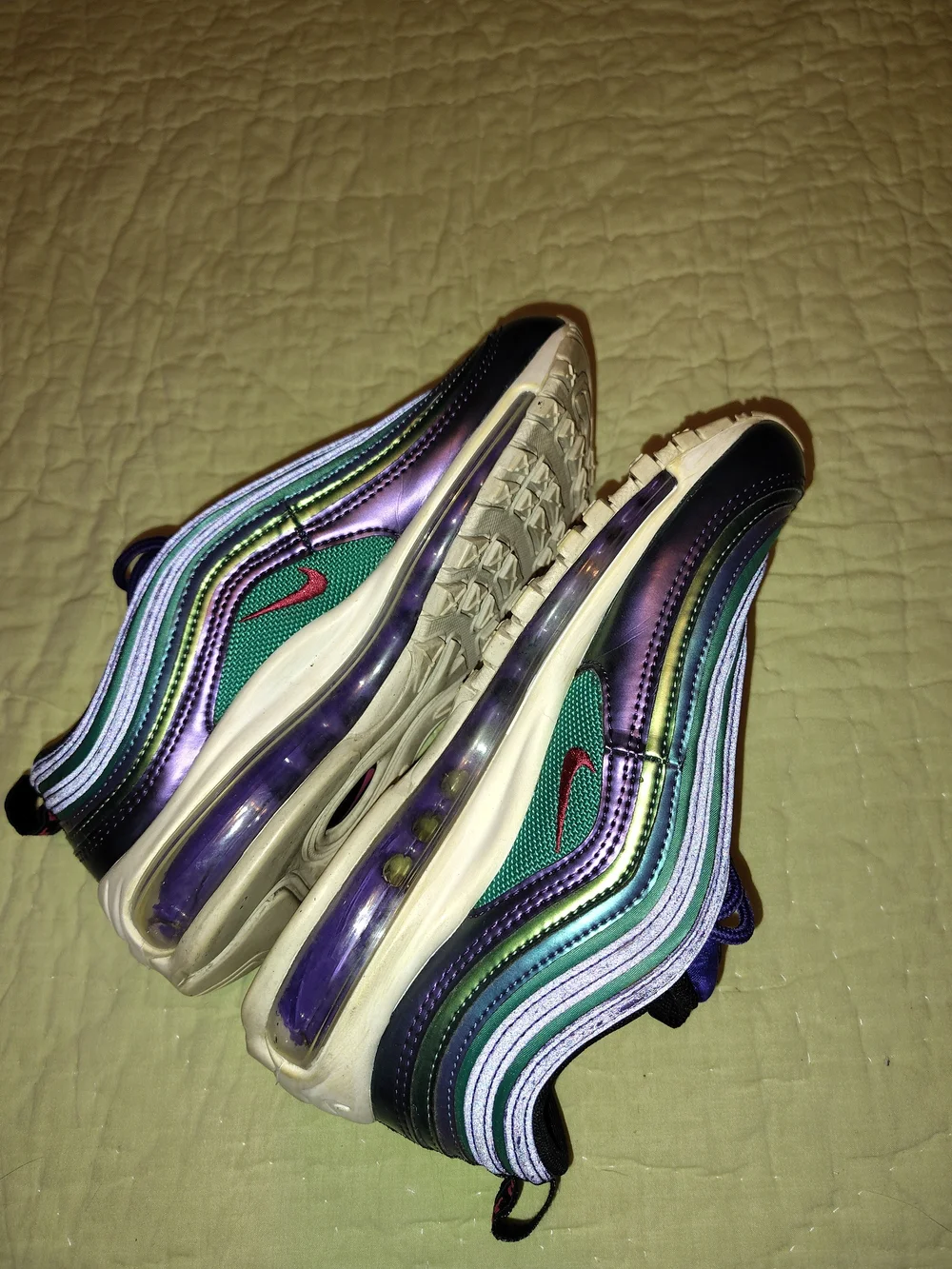 Nike Kids Purple, Green and White Wave-Striped Sneakers
